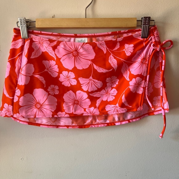 3/$15Wild Fable Floral Swim Skirt XXS GUC - Picture 1 of 7